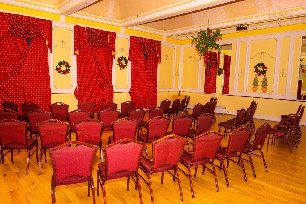 Albany Lions Hotel Истборн Екстериор снимка