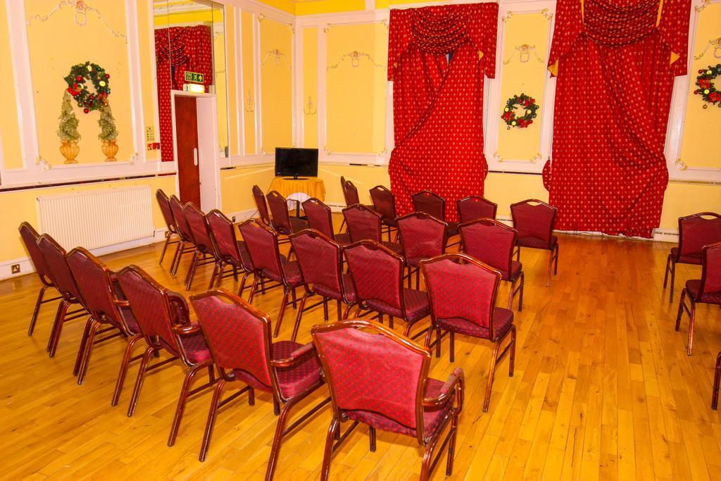 Albany Lions Hotel Истборн Екстериор снимка