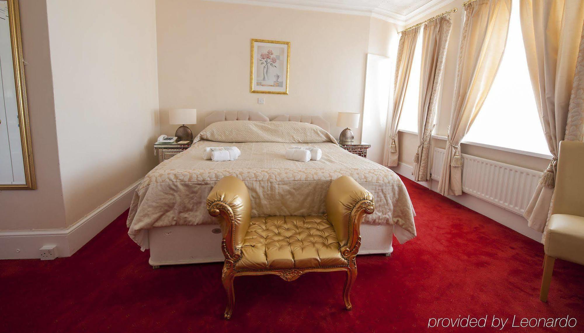 Albany Lions Hotel Истборн Екстериор снимка